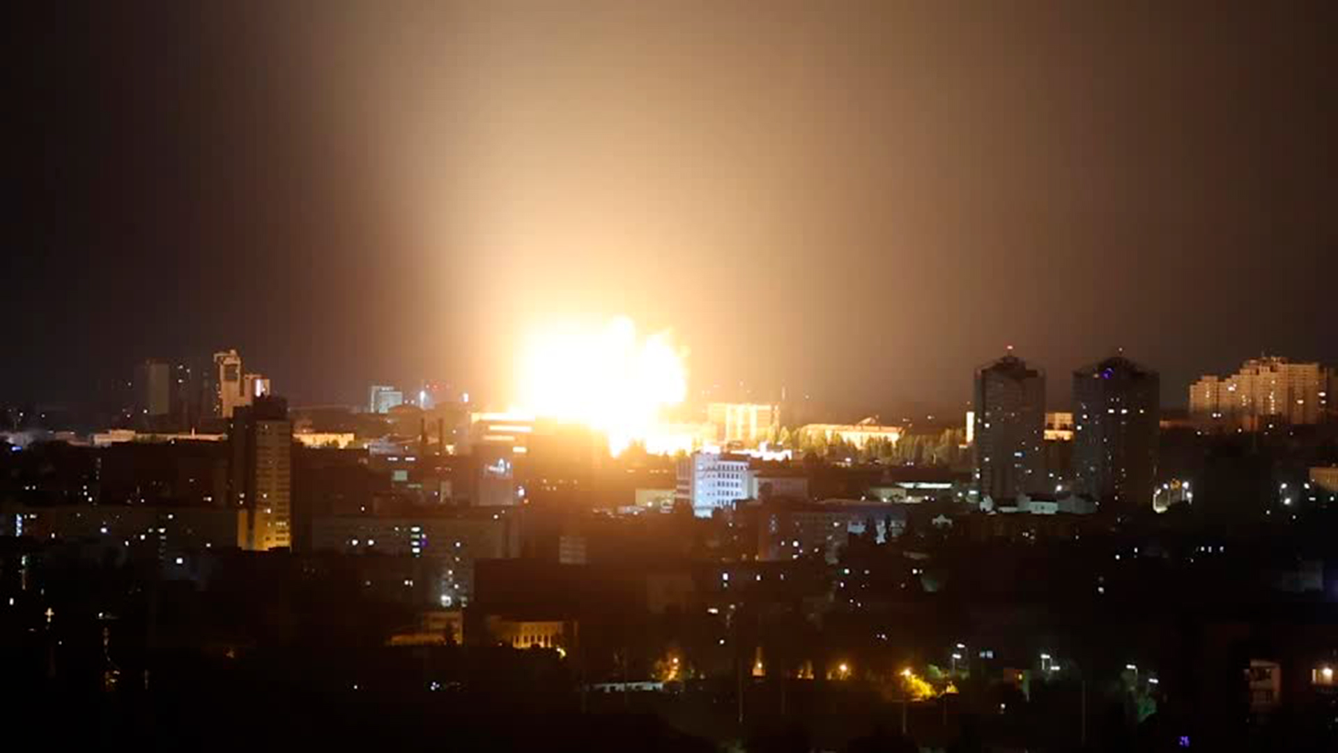 Mísseis balísticos russos atingem Kiev; uma pessoa morreu, afirmam autoridades / Foto: Reprodução Reuters
