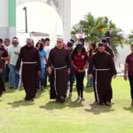 Capuchinhos percorrem comunidades em missão evangelizadora