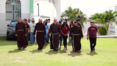 Capuchinhos percorrem comunidades em missão evangelizadora