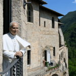 Papa visita os mosteiros de São Bento e Santa Escolástica