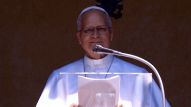 Poder do amor de Deus é mais forte que a fraqueza humana, afirma Papa