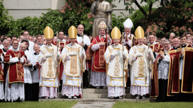 FSSPX consagra quatro novos bispos sem mandato pontifício