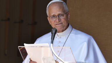 Papa: Não nos fechemos em nossas convicções, mas abertos a Cristo