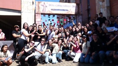Jovens de Brasília renovam fé inspirados em São Francisco de Assis