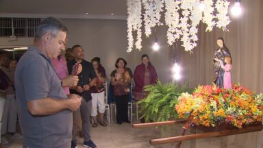 Santo Rosário reúne centenas de familiares em devoção em MG