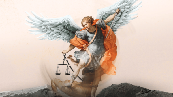 Ilustração de São Miguel Arcanjo. Segurando a balança da justiça e uma espada, ele pisa na cabeça do demônio.