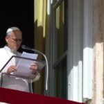 No Angelus, Papa Leão XIV reforça mensagem de paz e amor ao próximo