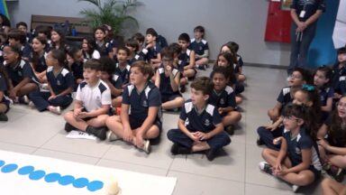 Iniciativa reúne cinco mil crianças para terço missionário pela paz
