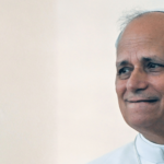Internação do Papa Leão XIV para cirurgia será nesta terça-feira, 13