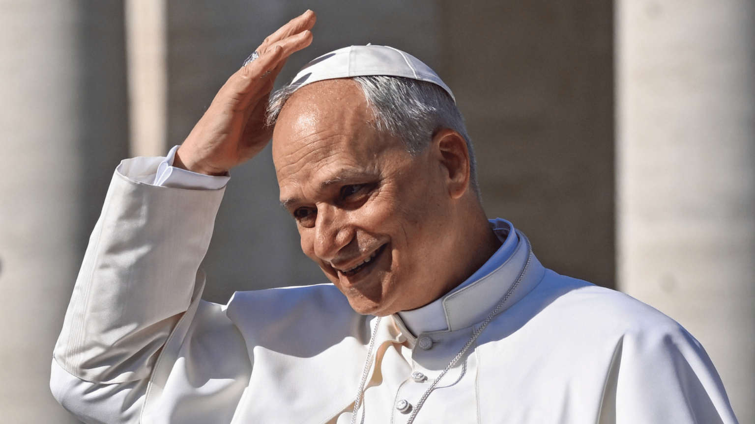 foto-neutra-papa-leao-xiv-sorriso-_-foto-alessia-giuliani-imagocatholicpressphoto-via-reuters-connect-1536x864.png