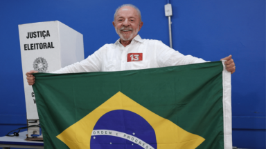 Luiz Inácio Lula da Silva é reeleito presidente do Brasil