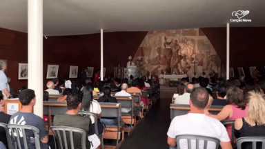 No dia de São Francisco de Assis, fiéis lotam missas em Belo Horizonte