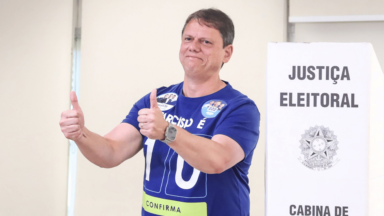 Tarcísio de Freitas é reeleito governador de São Paulo