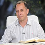 Sua postura pode edificar e evangelizar o próximo
