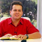 Mãe: amor que vê além das aparências e dos fatos