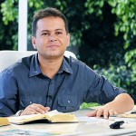 Louvemos o Senhor porque Ele é bom!