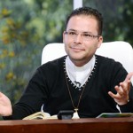 Acolhidos no colo de Maria Santíssima