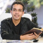 Permaneça fiel a Deus em meio às tribulações e sofrimentos