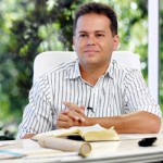 Ao buscar a vontade de Deus, a felicidade virá por consequência
