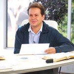 Fortaleza é resistir sorrindo! É não perder a esperança.