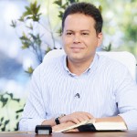 Transformemos nossa vida numa constante oração