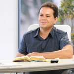 Quem se afasta de Deus fica à merce das tentações