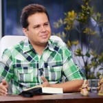 Desvista-se de toda tristeza, pois Cristo o fortalecerá
