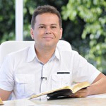 Não entregue a sua alma à tristeza
