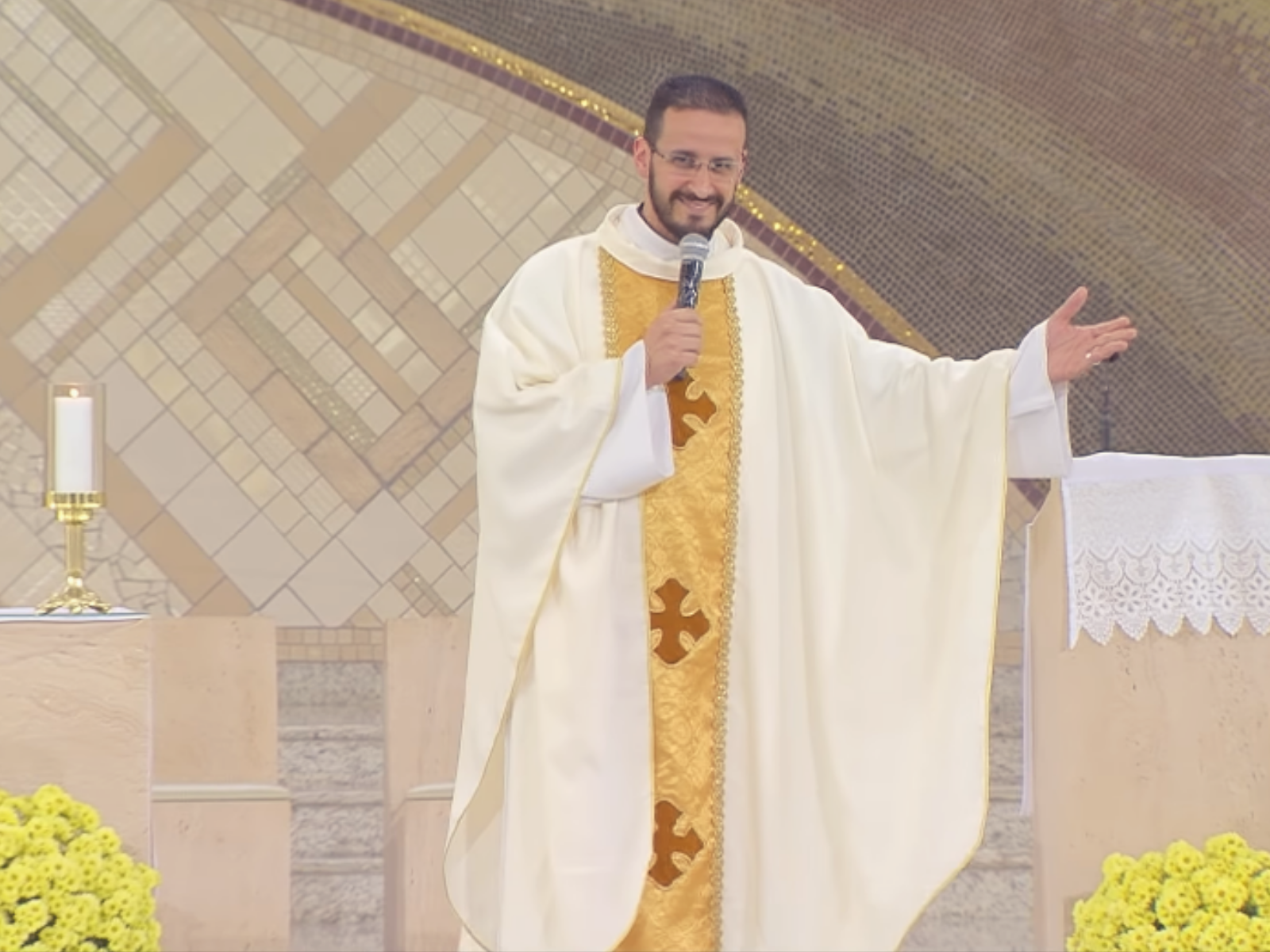 Padre-Anderson-Marçal.png