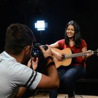 Como produzir fotos e divulgar um CD?