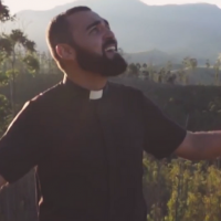 Padre Edilberto Carvalho lança clipe do single: Preciso de Ti