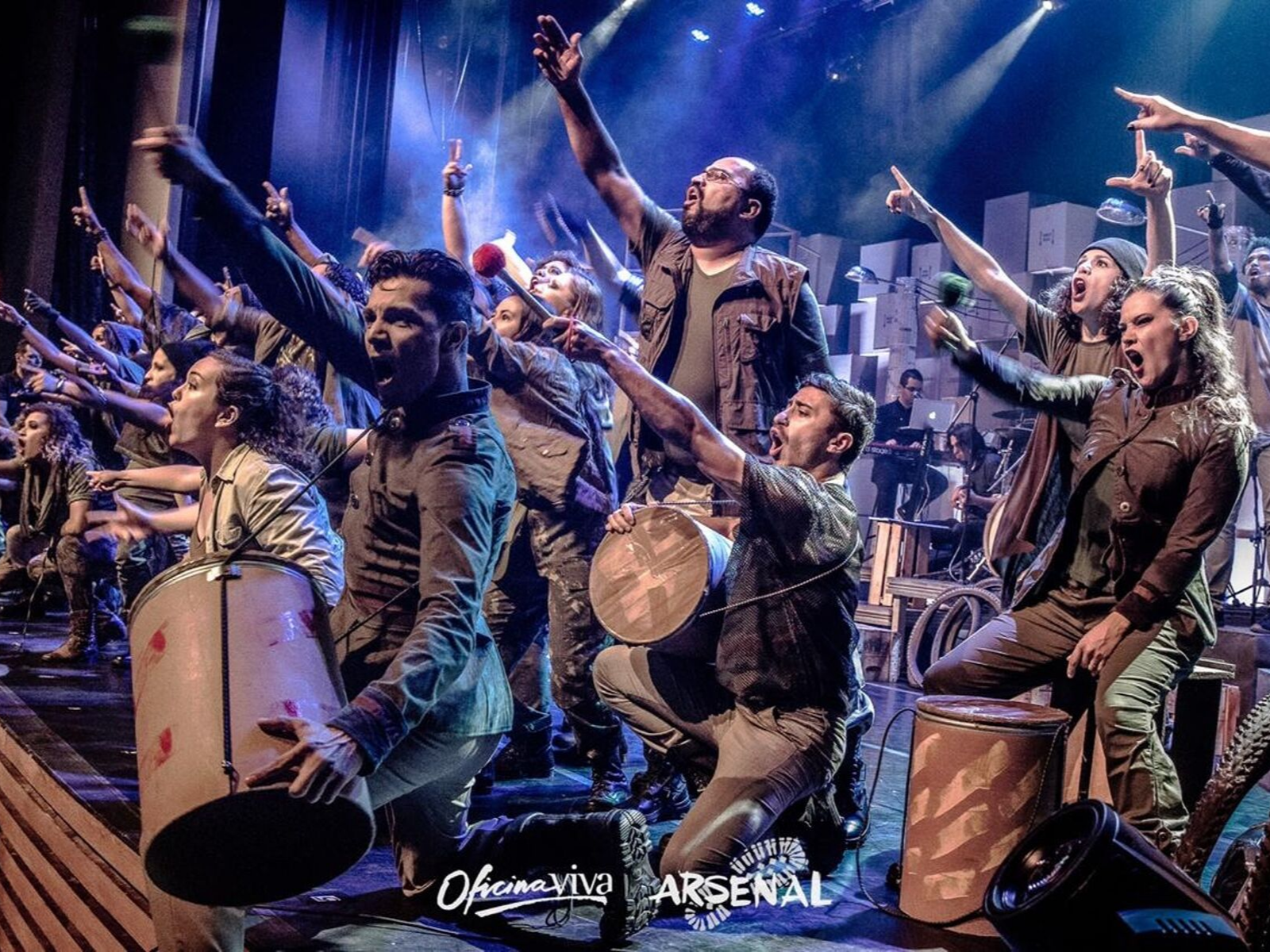 Ziza Fernandes apresenta musical “Arsenal - As armas da Paz”