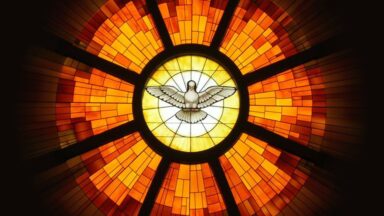 Aprenda a cantar e tocar o Salmo 103 do Domingo de Pentecostes
