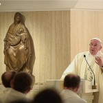 Papa celebra Missa em intenção do aniversário de Bento XVI