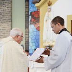 Reze com o monsenhor Jonas a consagração a Nossa Senhora