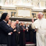 Papa reza pela paz na Terra Santa e por cristãos perseguidos