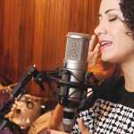 Clipe oficial da música 'Ao eterno rei' com Ana Lúcia