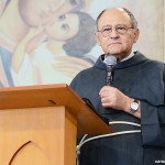 O que o impede de tocar Jesus?