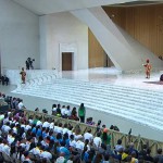 Papa indica a jovens diálogo e respeito para superar tensões