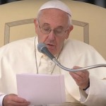 Igrejas de portas fechadas são museus, alerta Papa Francisco