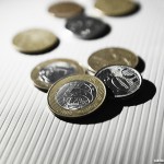 Crise econômica, o que é e como afeta meu bolso?