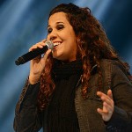 Eliana Ribeiro canta