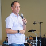Vamos a Ele com ações de Graças