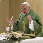 Papa frisa tarefa dos bispos: rezar e anunciar o Evangelho