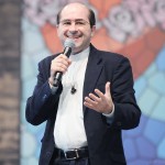 AO VIVO: Padre Joãozinho prega na Canção Nova