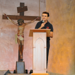 Luiz Carvalho fala sobre a espiritualidade da música na Semana Santa
