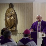 Papa: diante dos “vales tenebrosos”, confiar em Deus