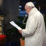 Papa destaca fatos nos quais se encontra a Cruz de Cristo