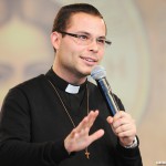 AO VIVO: Padre Arlon Cristian prega na Canção Nova