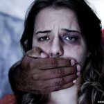 Conheça a história de uma jovem que, desde criança, sofreu abusos sexuais